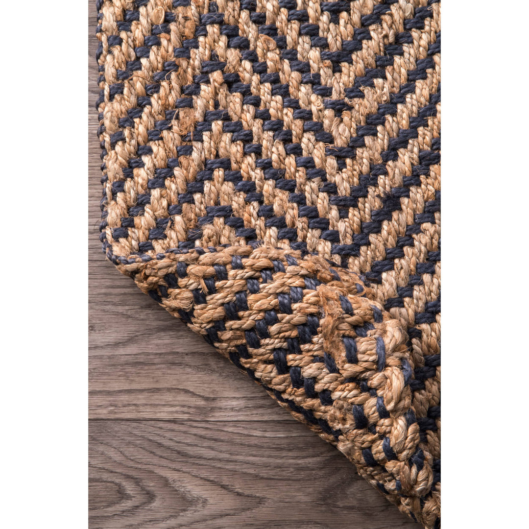 Layla Chevron Jute Area Rug