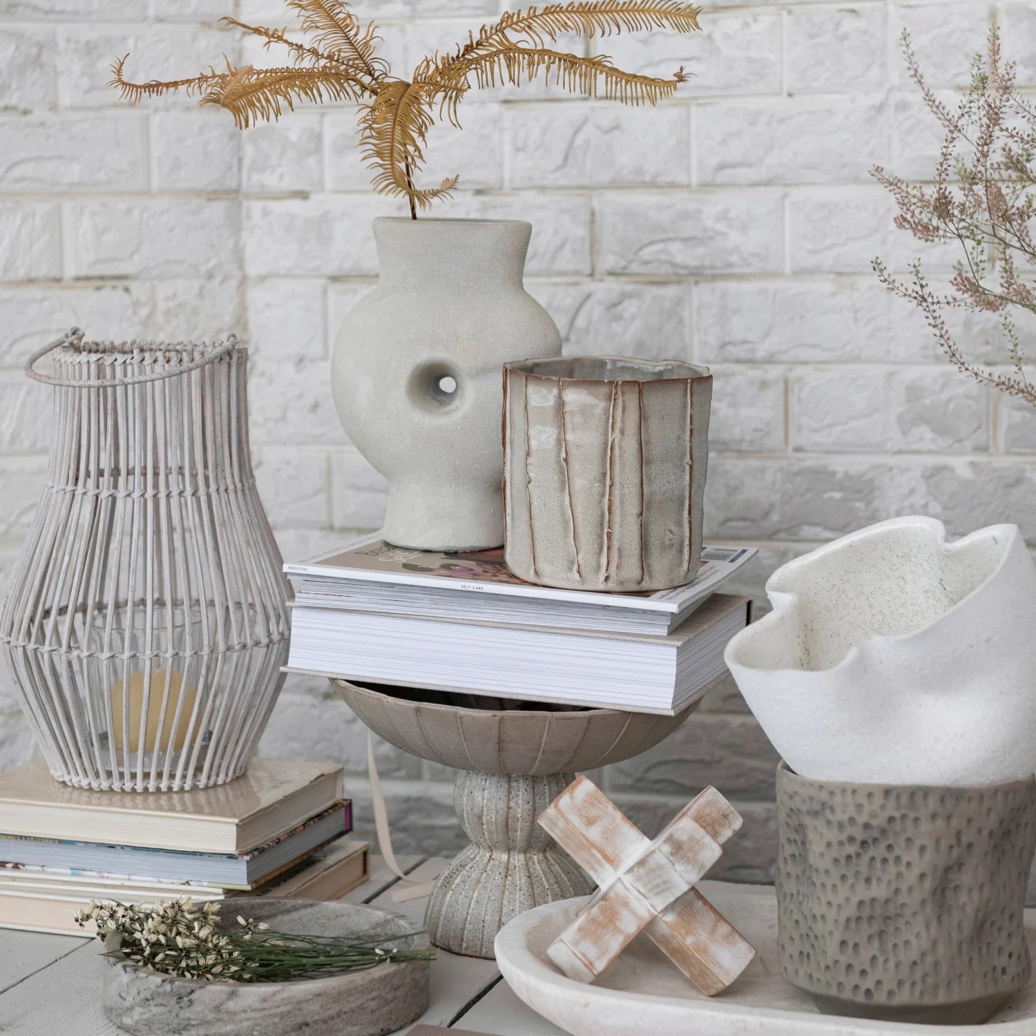 Myisan Wood Jack, Whitewashed – Nadora Home