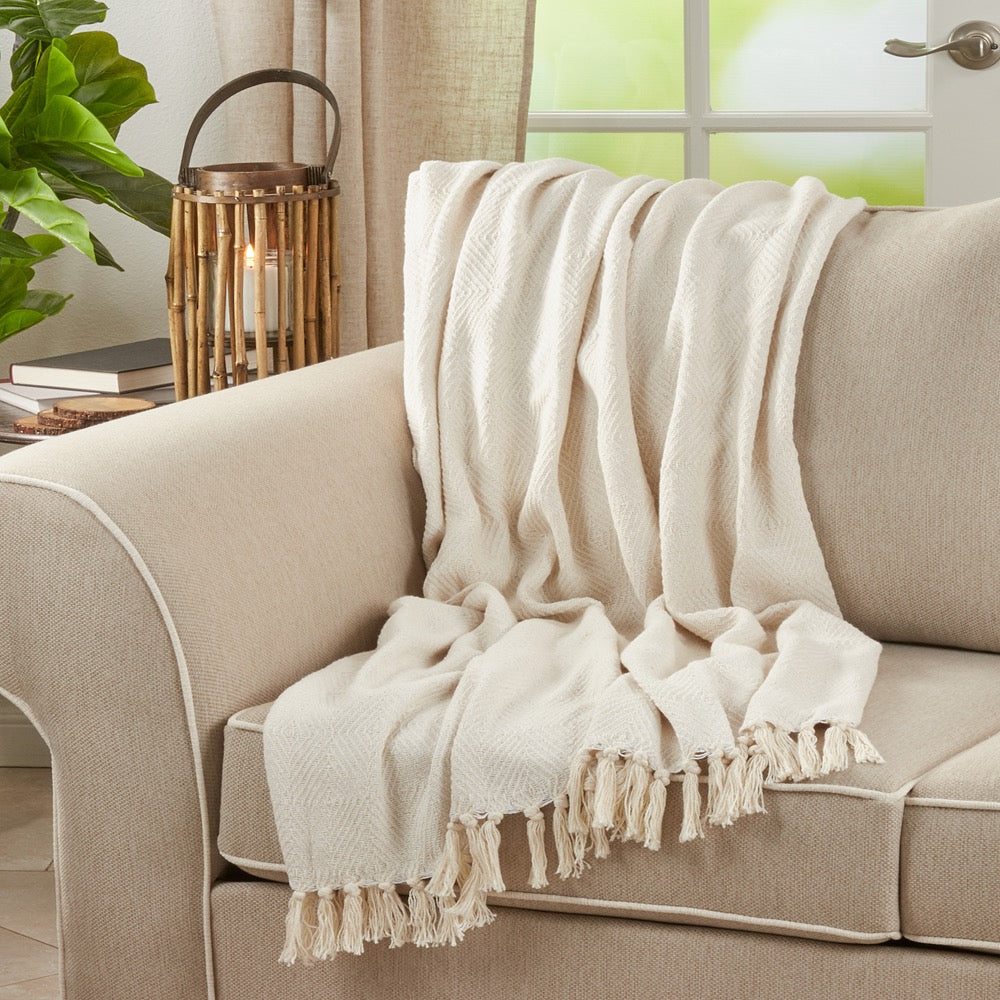 Charlene Diamond Weave Throw in Ivory 50" x 60"