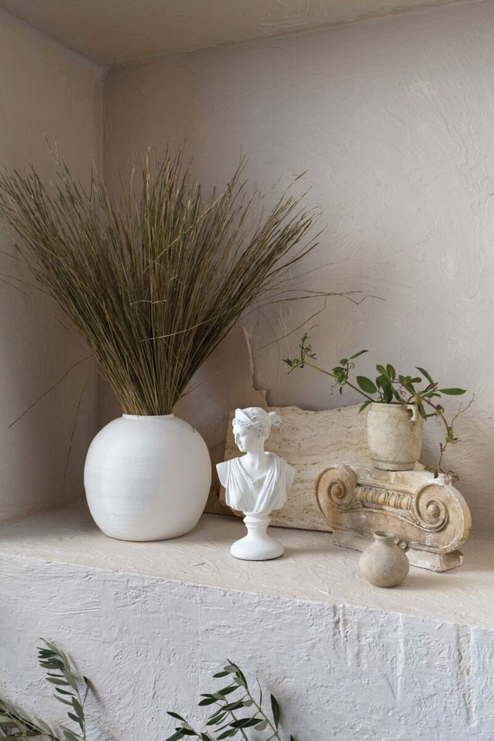 White Concrete Konos Vase, 4 Sizes