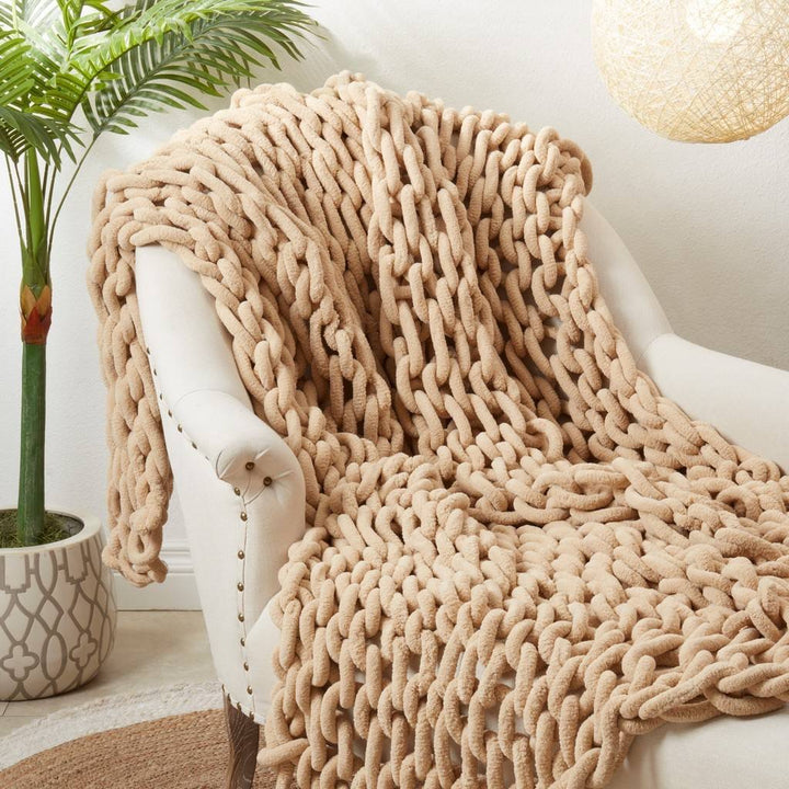 Soho Chunky Knit Throw 50" x 60"