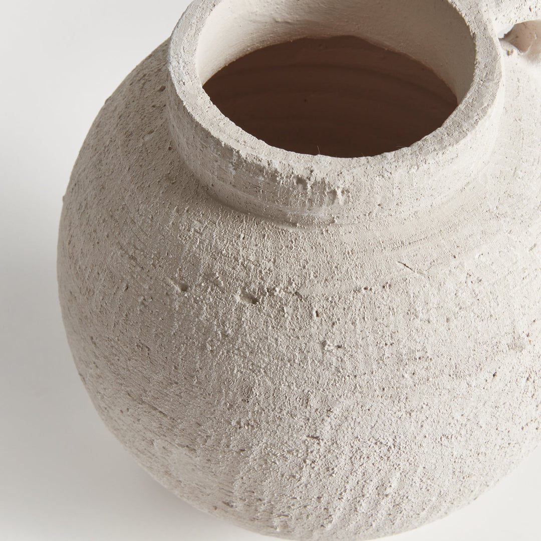 Gianna Vase, Medium